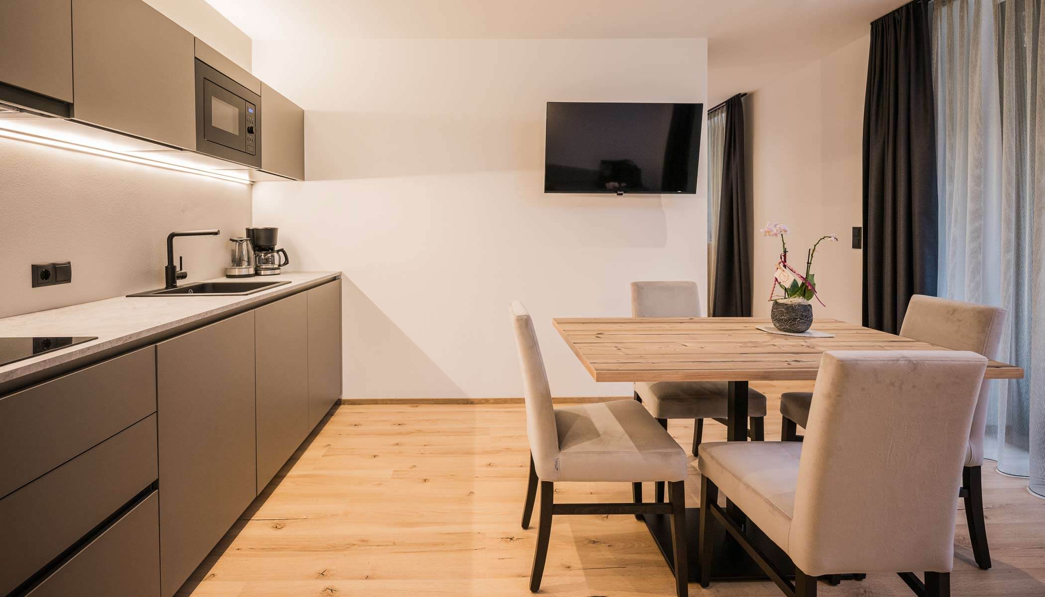 Apartment Dolomiten - Wohnraum